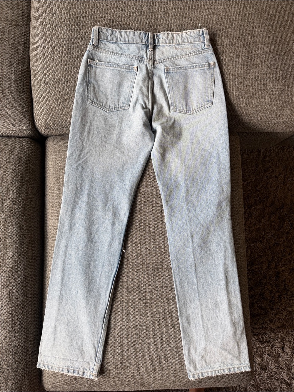 Zara Light Blue Straight Women’s Jeans with Knee Rips - Picture 5 of 7